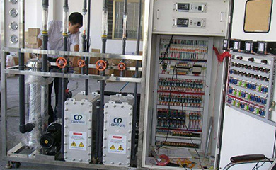 電子超純水設備出水水質符合美國ASTM純水水質標準、我國電子工業部電子級水質技術標準(18MΩ.cm、15MΩ.cm、10MΩ.cm、2MΩ.cm、0.5MΩ.cm五級標準)、我國電子工業部高純水水質試行標準、美國半導體工業用純水指標、日本集成電路水質標準、國內外大規模集成電路水質標準。<br />
